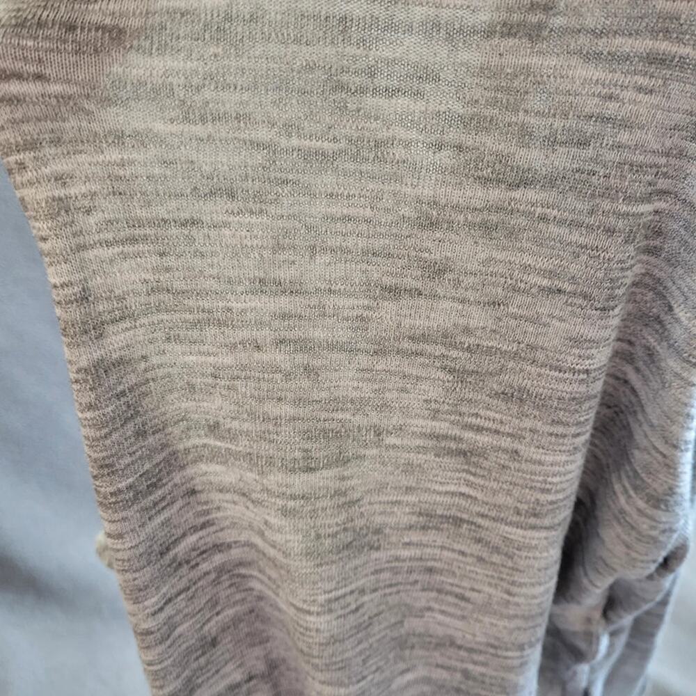 BANANA REPUBLIC Shirt Womens Medium Gray Long Sleeve Speckled Ruffle Hem - Picture 13 of 13